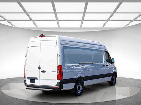 New 2025 Mercedes-Benz Sprinter 2500 image 4