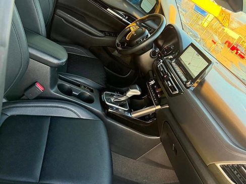 Used 2023 Kia Seltos SX w/ SX Sunroof Package image 18