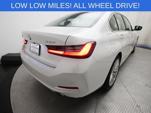 Used 2024 BMW 330i xDrive Sedan AWD/4WD image 13