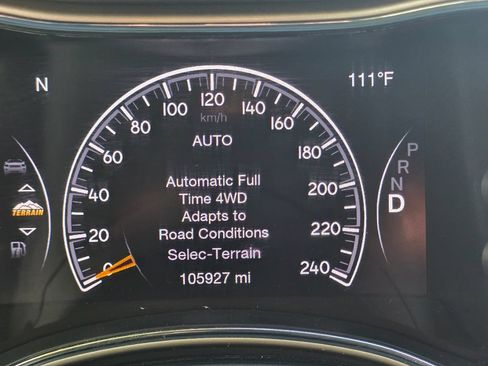 Used 2017 Jeep Grand Cherokee Laredo AWD/4WD image 6