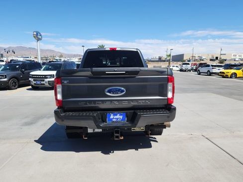 Used 2019 Ford F250 Lariat w/ Lariat Ultimate Package AWD/4WD image 6