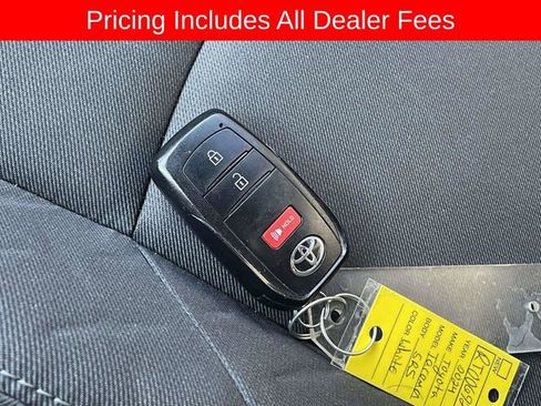 Used 2024 Toyota Tacoma SR AWD/4WD image 33
