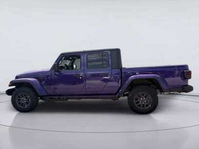 New 2026 Jeep Gladiator Sport