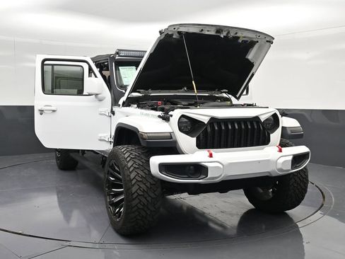 Used 2021 Jeep Gladiator Sport w/ Quick Order Package 24Q 80Th AWD/4WD image 37