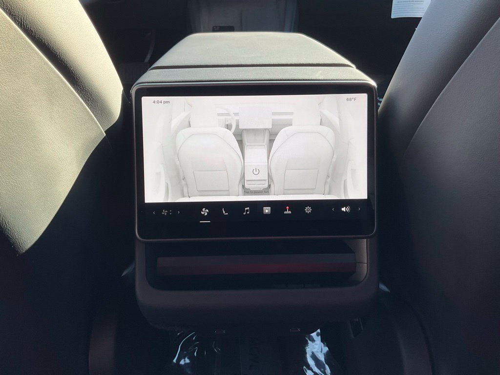 Used 2025 Tesla Model 3 Long Range RWD image 36