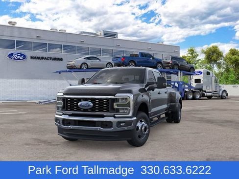 New 2026 Ford F350 4x4 Crew Cab DRW Super Duty image 2