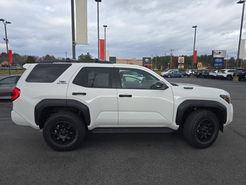 New 2025 Toyota 4Runner TRD Off-Road image 2