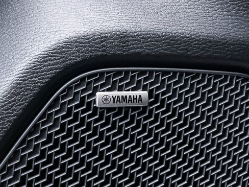 New 2025 Mitsubishi Outlander ES image 11