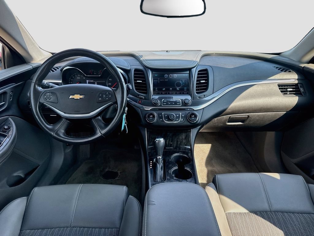 Used 2014 Chevrolet Impala LT w/ Convenience Package FWD image 23