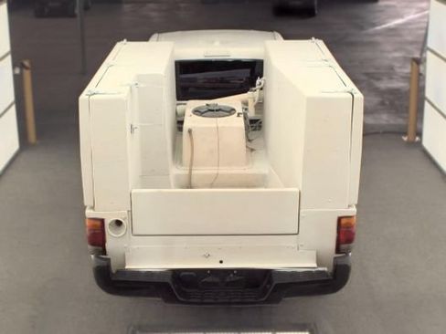 Used 2021 Toyota Tacoma SR RWD image 3