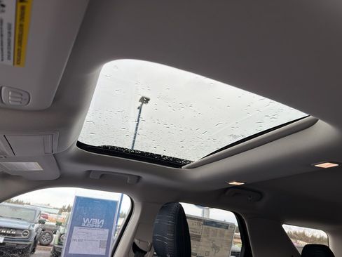 New 2025 Ford Bronco Sport Heritage w/ Convenience Package image 33