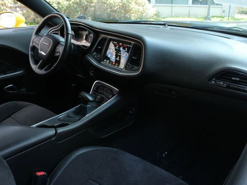 Used 2018 Dodge Challenger T/A image 21