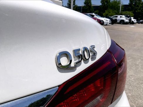 Used 2019 INFINITI Q50 Signature Edition RWD image 9