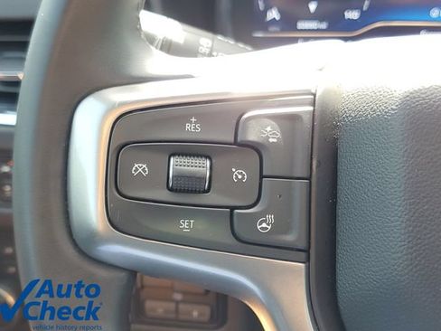 Used 2024 Chevrolet Suburban LT w/ Luxury Package AWD/4WD image 25