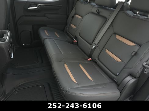 Used 2026 GMC Sierra 1500 AT4 w/ AT4 Premium Package AWD/4WD image 31