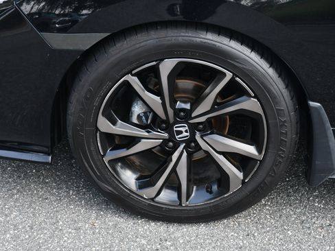 Used 2018 Honda Civic Sport image 20