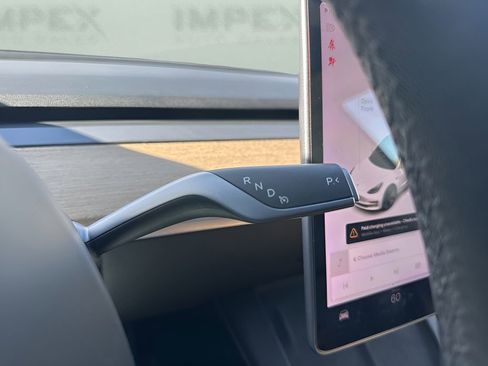 Used 2021 Tesla Model 3 Standard Range Plus image 17