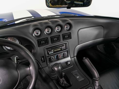Used 1996 Dodge Viper GTS image 20