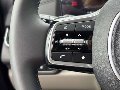 New 2026 Kia Carnival EX image 26