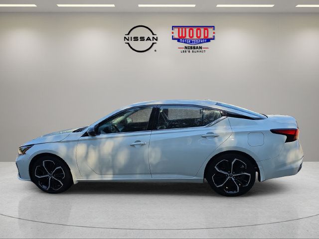 Used 2024 Nissan Altima 2.5 SR FWD image 5