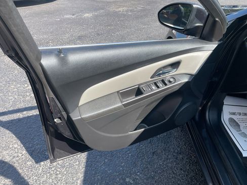 Used 2015 Chevrolet Cruze LT image 22