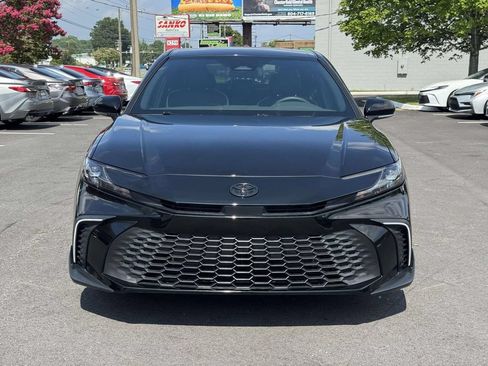 Used 2025 Toyota Camry SE FWD image 26