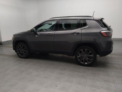 Used 2021 Jeep Compass Latitude AWD/4WD image 3