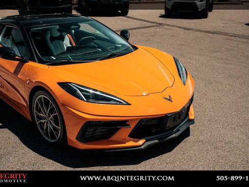 Used 2024 Chevrolet Corvette Stingray Premium Conv w/ Z51 Performance Package RWD image 13