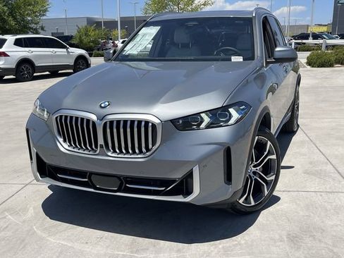 Used 2026 BMW X5 sDrive40i w/ Premium Package RWD image 3