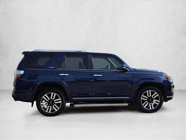 Used 2022 Toyota 4Runner Limited AWD/4WD image 4