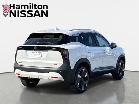 Certified 2025 Nissan Kicks SR image 2