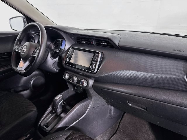 Used 2022 Nissan Kicks S FWD image 27