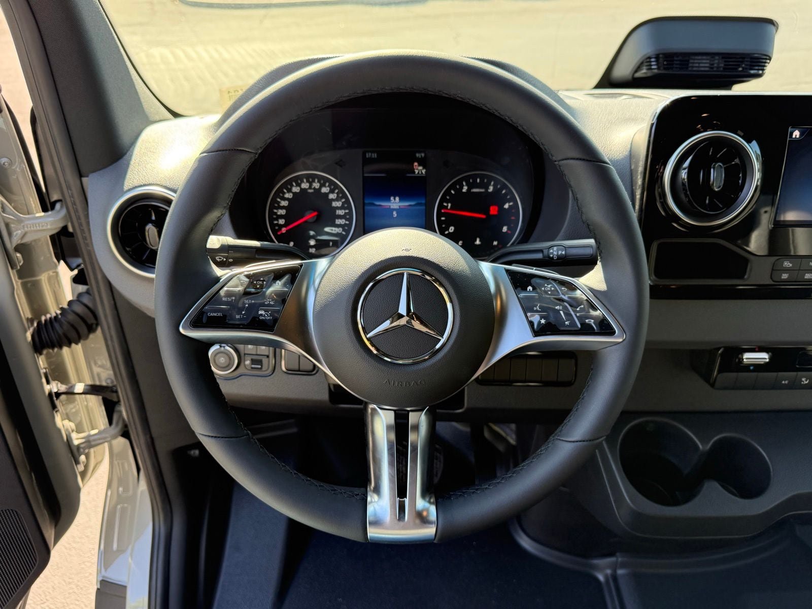 New 2026 Mercedes-Benz Sprinter 2500 image 23