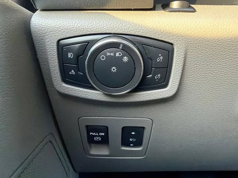 Used 2018 Ford F150 XLT w/ Equipment Group 302A Luxury AWD/4WD image 45