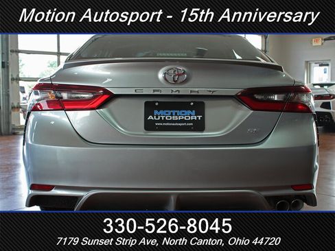 Used 2024 Toyota Camry SE FWD image 6