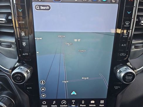 Used 2024 RAM 1500 Lone Star image 45