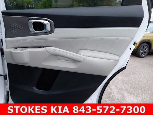 Used 2021 Kia Sorento SX FWD image 29