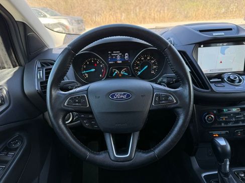 Used 2017 Ford Escape Titanium image 28