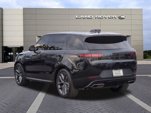 Used 2024 Land Rover Range Rover Sport SE image 7