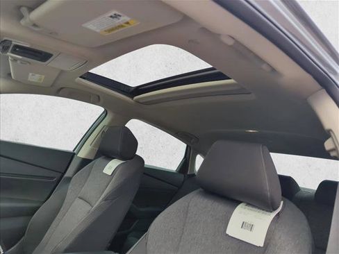 New 2025 Honda Accord SE image 16