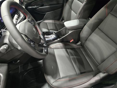 New 2026 Chevrolet Trax RS w/ Sunroof Package image 15