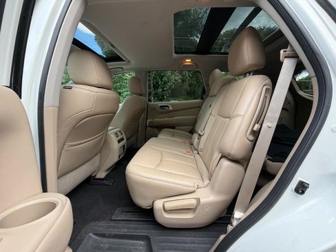 Used 2017 Nissan Pathfinder SL w/ SL Premium Package AWD/4WD image 23