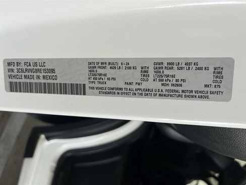 Used 2024 RAM ProMaster 2500 FWD image 32