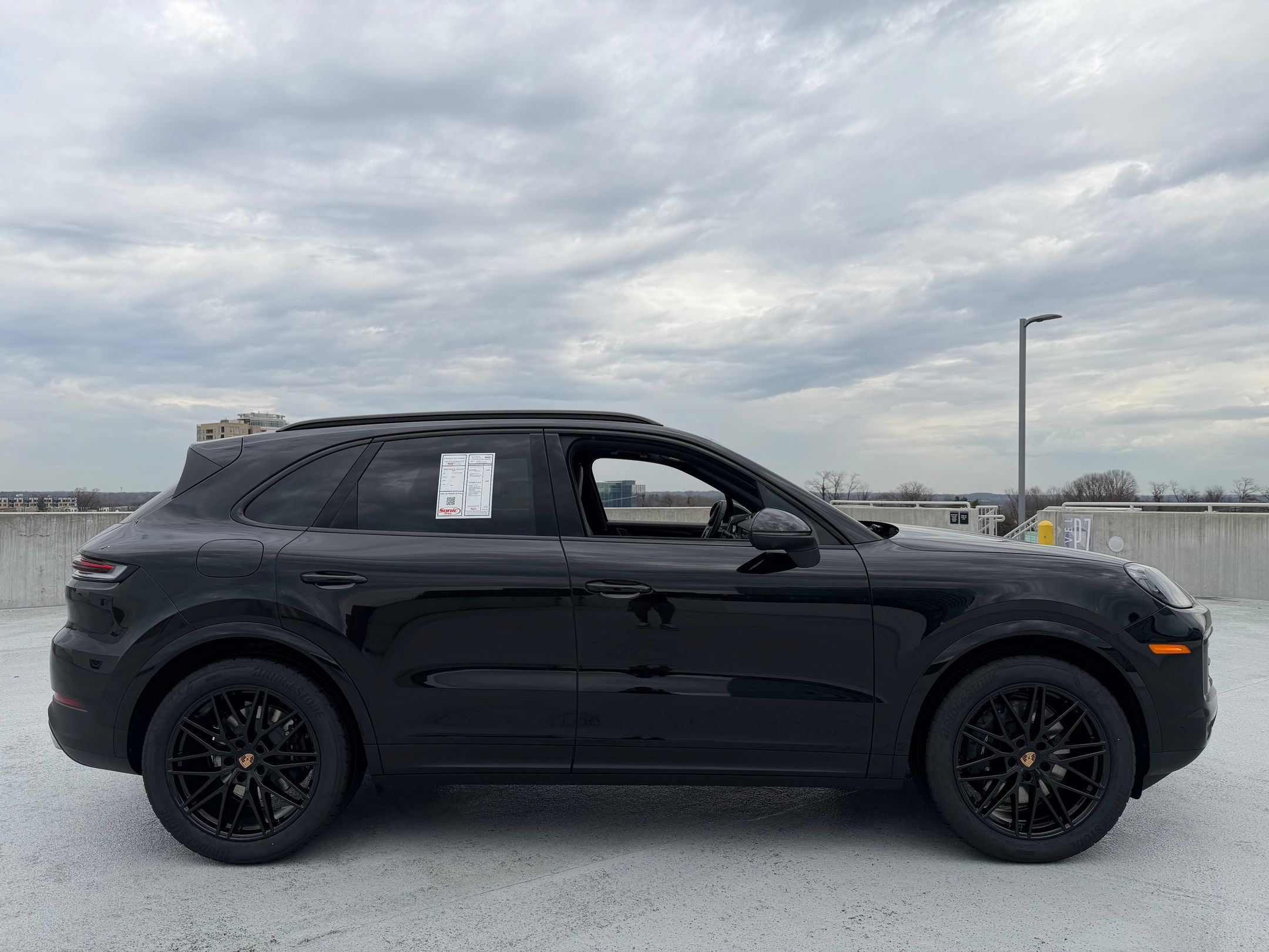 Certified 2026 Porsche Cayenne AWD/4WD image 8