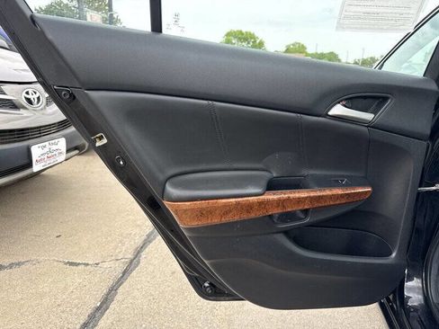Used 2011 Honda Accord EX-L image 21