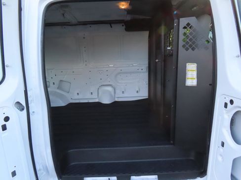 Used 2014 Ford E-150 and Econoline 150 RWD image 20