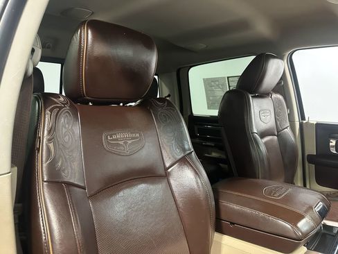 Used 2015 RAM 3500 Laramie Longhorn image 18