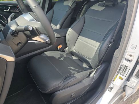 Certified 2026 Mercedes-Benz GLC 300 4MATIC image 26