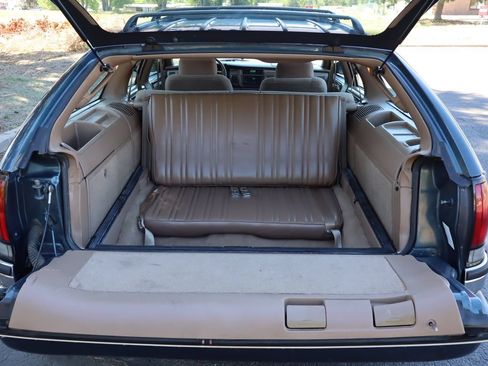 Used 1996 Buick Roadmaster Estate RWD image 14