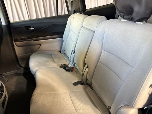 Used 2016 Honda Pilot EX image 15